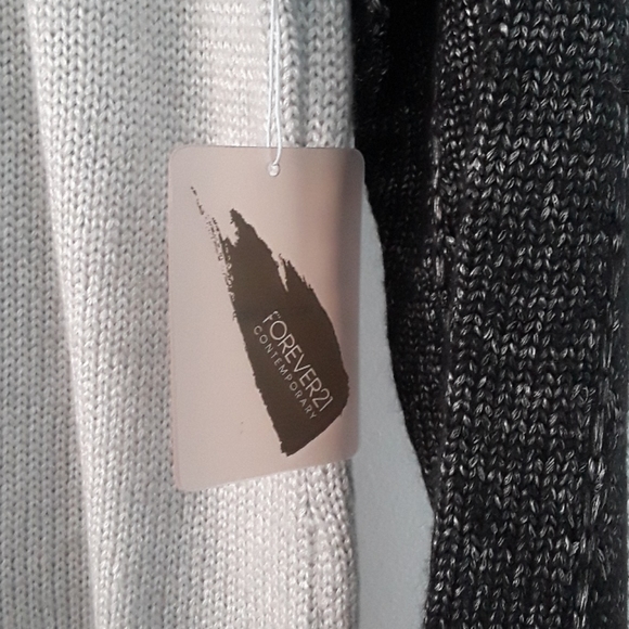 Sweater in black and Grey/new - Picture 5 of 5